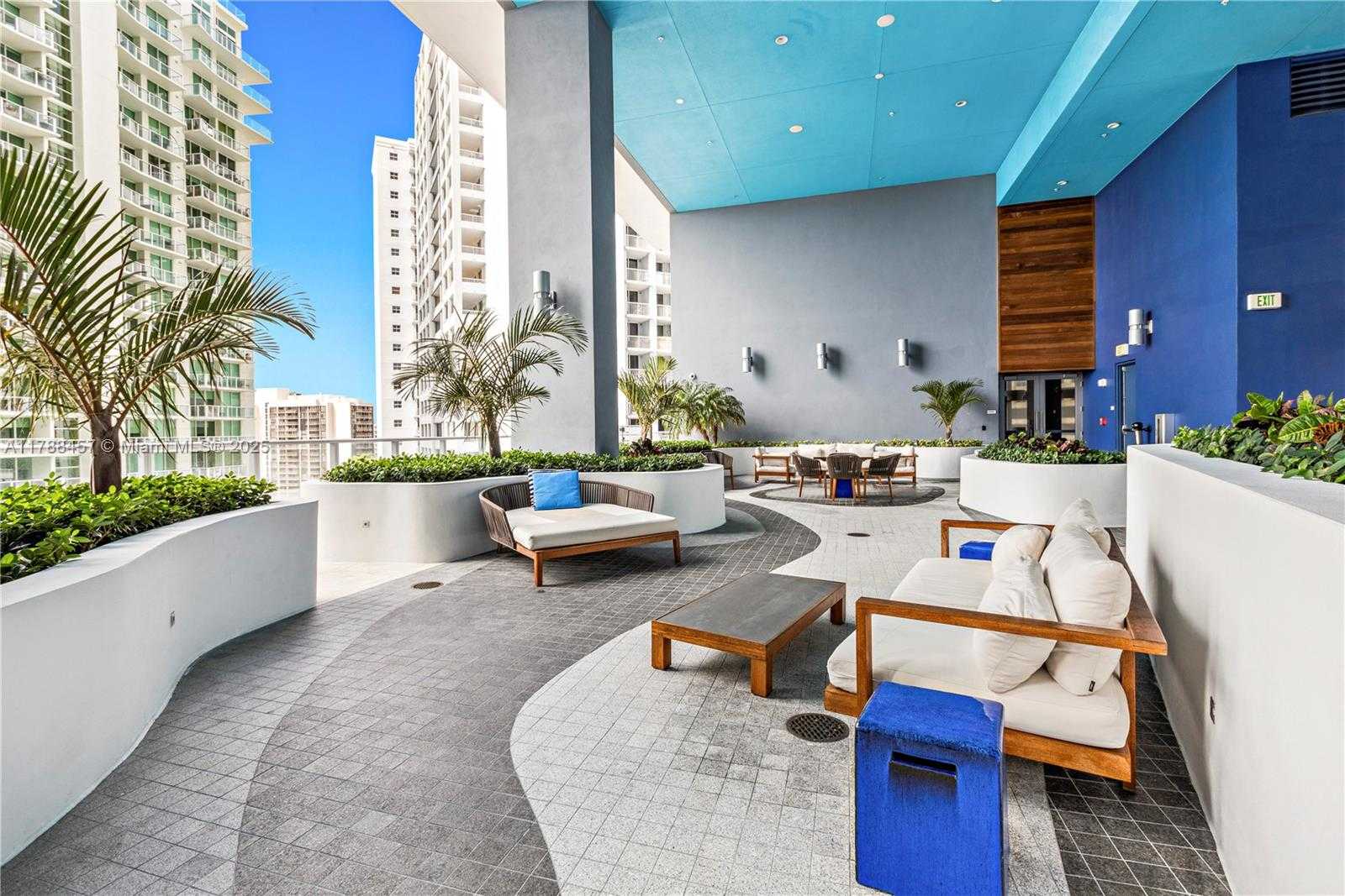 Small Image of 1300 BRICKELL BAY DR #1010, Miami Number 22