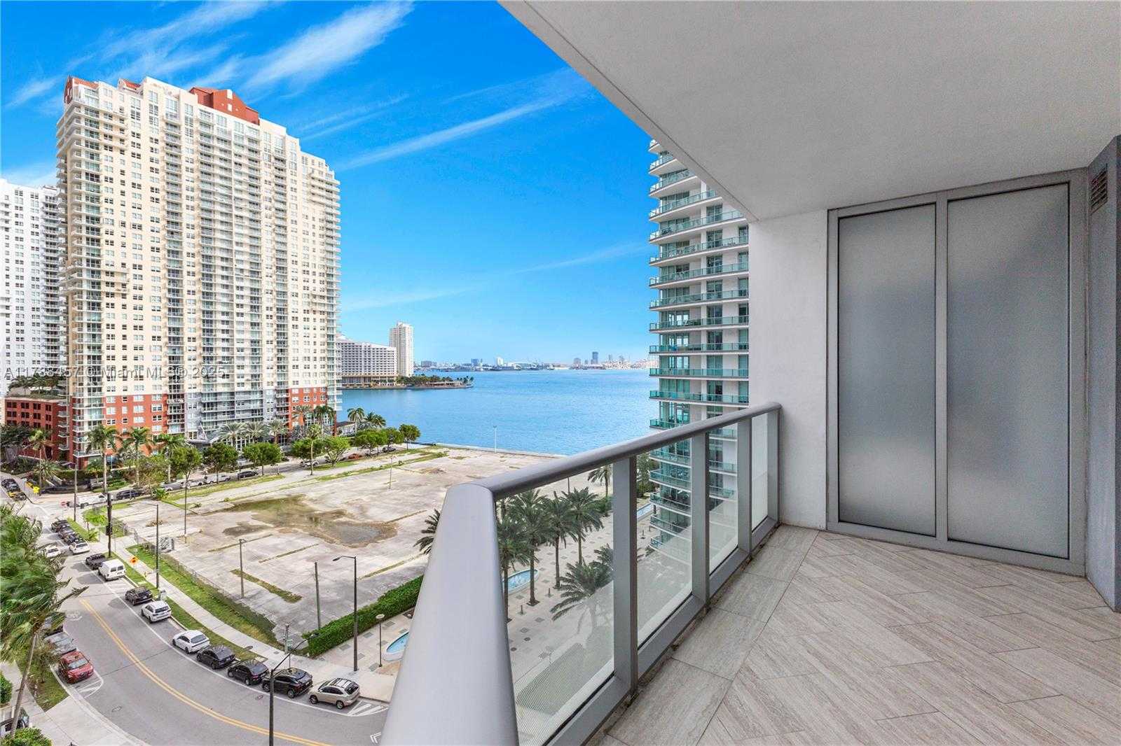 Small Image of 1300 BRICKELL BAY DR #1010, Miami Number 7