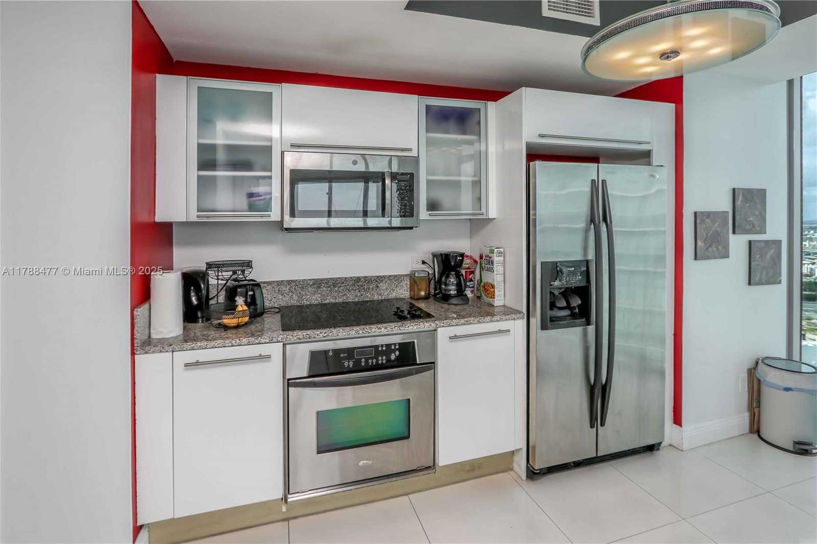 Small Image of 888 BISCAYNE BLVD #3712, Miami Number 11