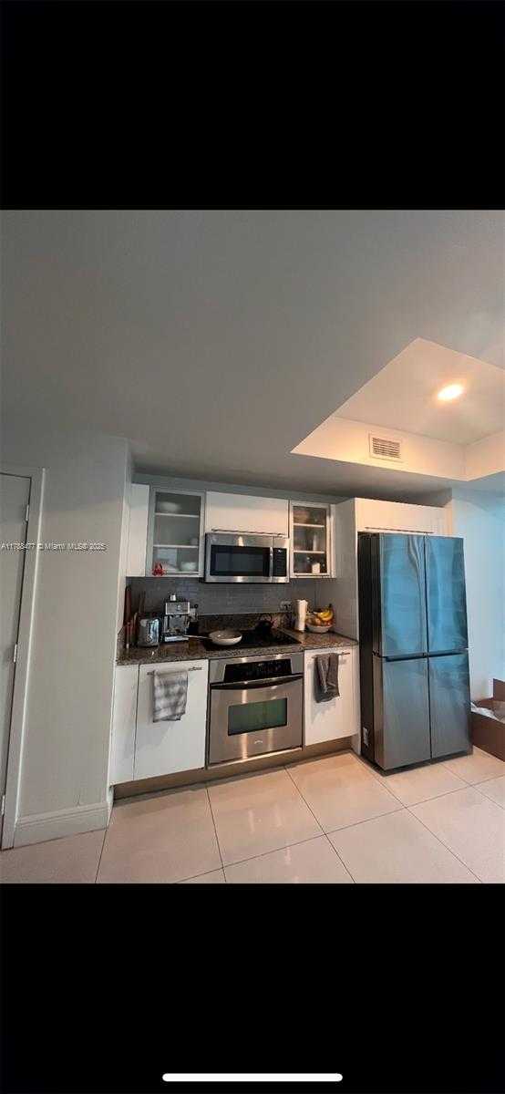 Small Image of 888 BISCAYNE BLVD #3712, Miami Number 34