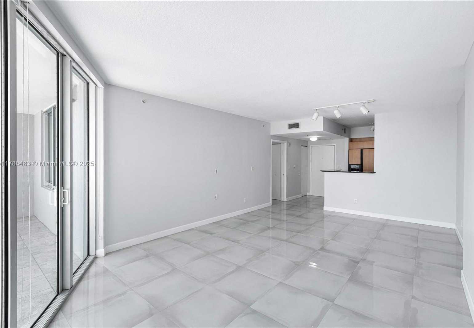 Small Image of 335 SOUTH BISCAYNE BLVD #1110, Miami Number 9