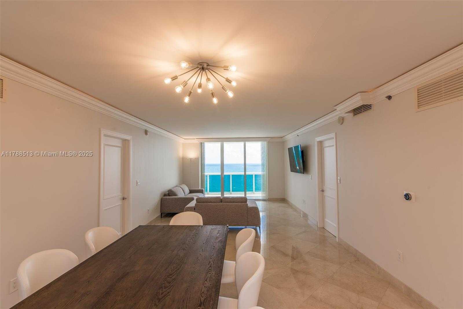 Small Image of 1800 SOUTH OCEAN DR #2202, Hallandale Beach Number 11