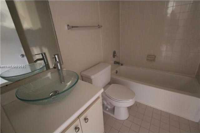 Small Image of 540 BRICKELL KEY DR #918, Miami Number 4