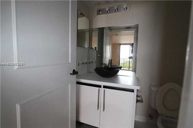 Small Image of 540 BRICKELL KEY DR #918, Miami Number 6