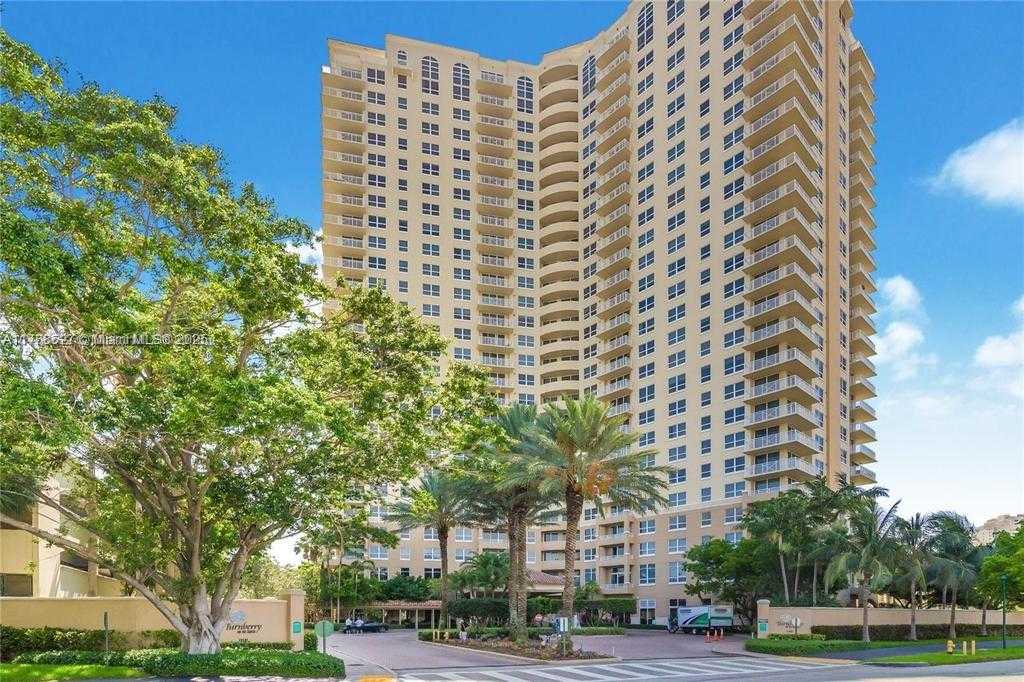 Small Image of 19501 WEST COUNTRY CLUB DR #409, Aventura Number 13