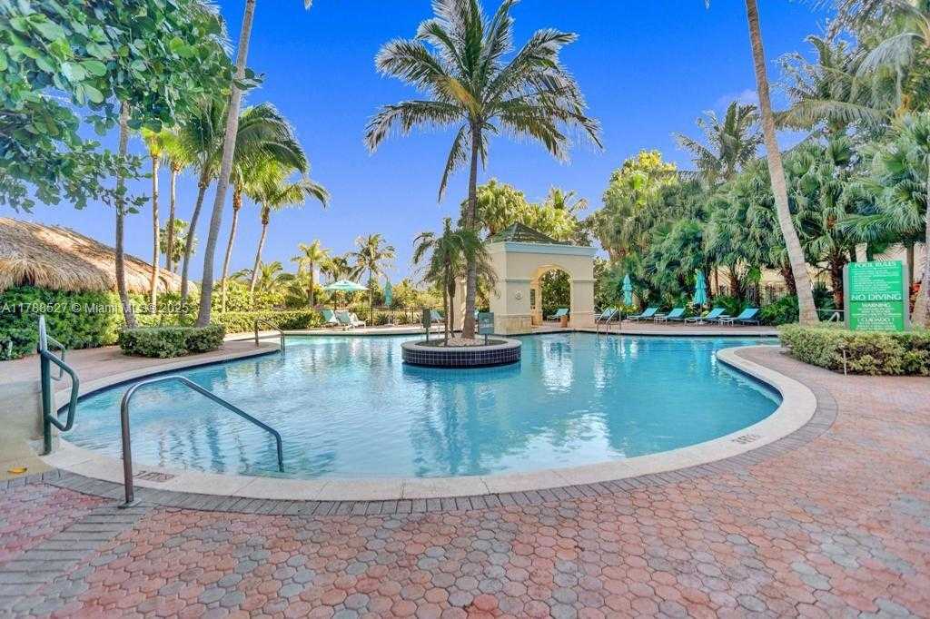 Small Image of 19501 WEST COUNTRY CLUB DR #409, Aventura Number 16