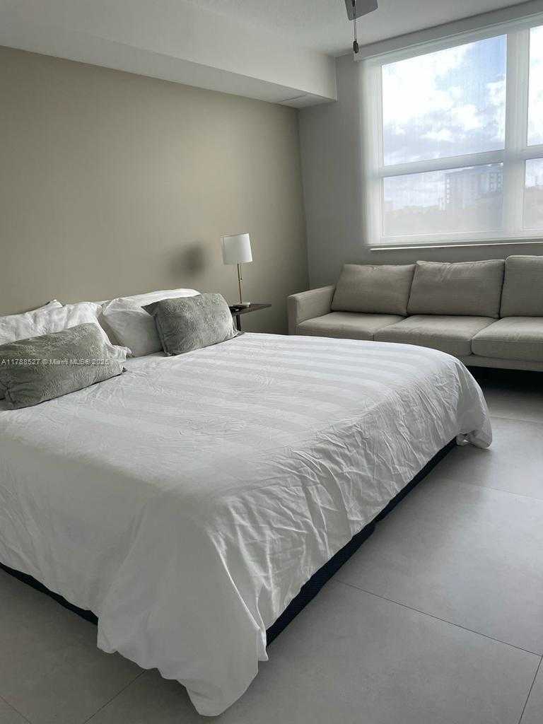 Small Image of 19501 WEST COUNTRY CLUB DR #409, Aventura Number 9