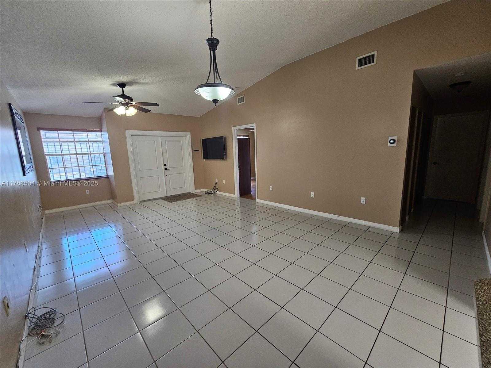 Small Image of 8905 NORTH WEST 121ST ST, Hialeah Gardens Number 18