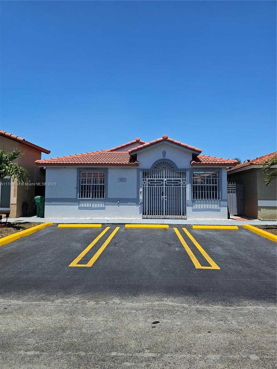 Small Image of 8905 NORTH WEST 121ST ST, Hialeah Gardens Number 28
