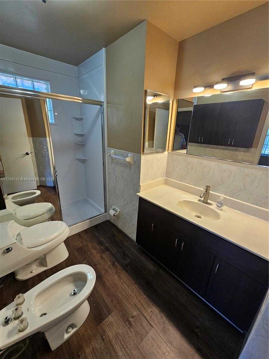 Small Image of 8905 NORTH WEST 121ST ST, Hialeah Gardens Number 9