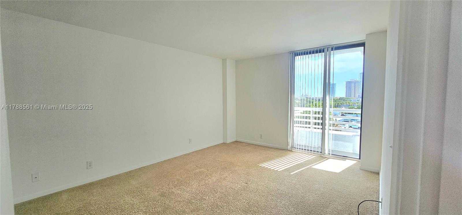 Small Image of 3300 NORTH EAST 192ND ST #809, Aventura Number 2