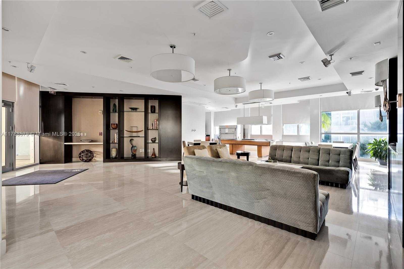 Small Image of 1455 OCEAN DR #1106, Miami Beach Number 33