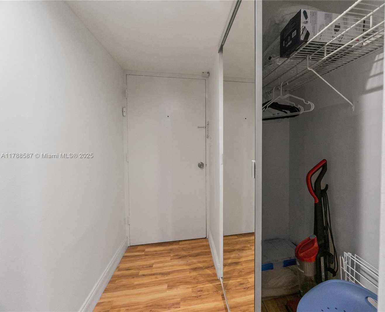 Small Image of 100 LINCOLN RD #309, Miami Beach Number 12