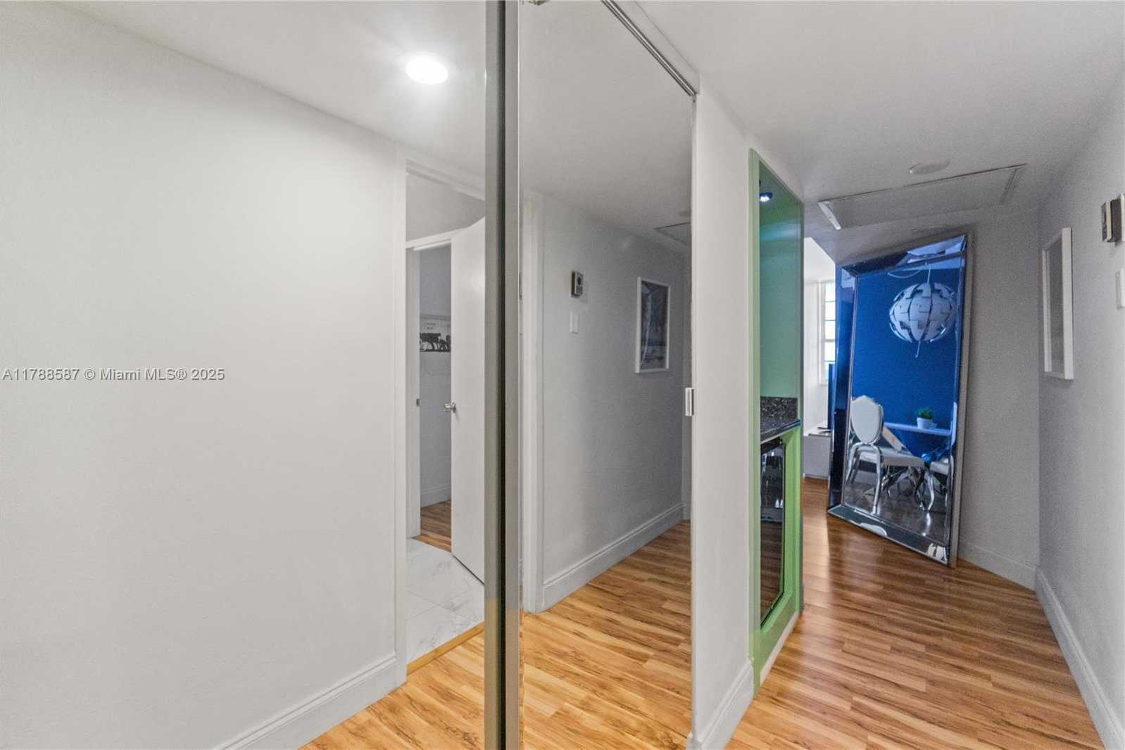 Small Image of 100 LINCOLN RD #309, Miami Beach Number 13