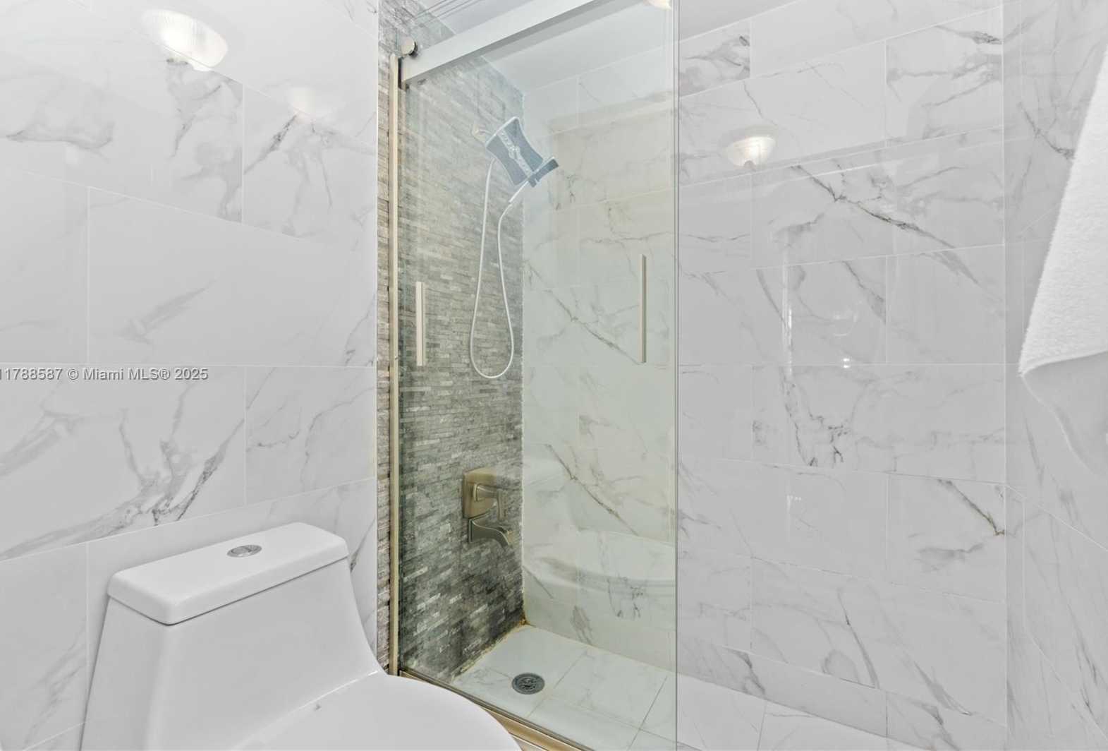 Small Image of 100 LINCOLN RD #309, Miami Beach Number 16