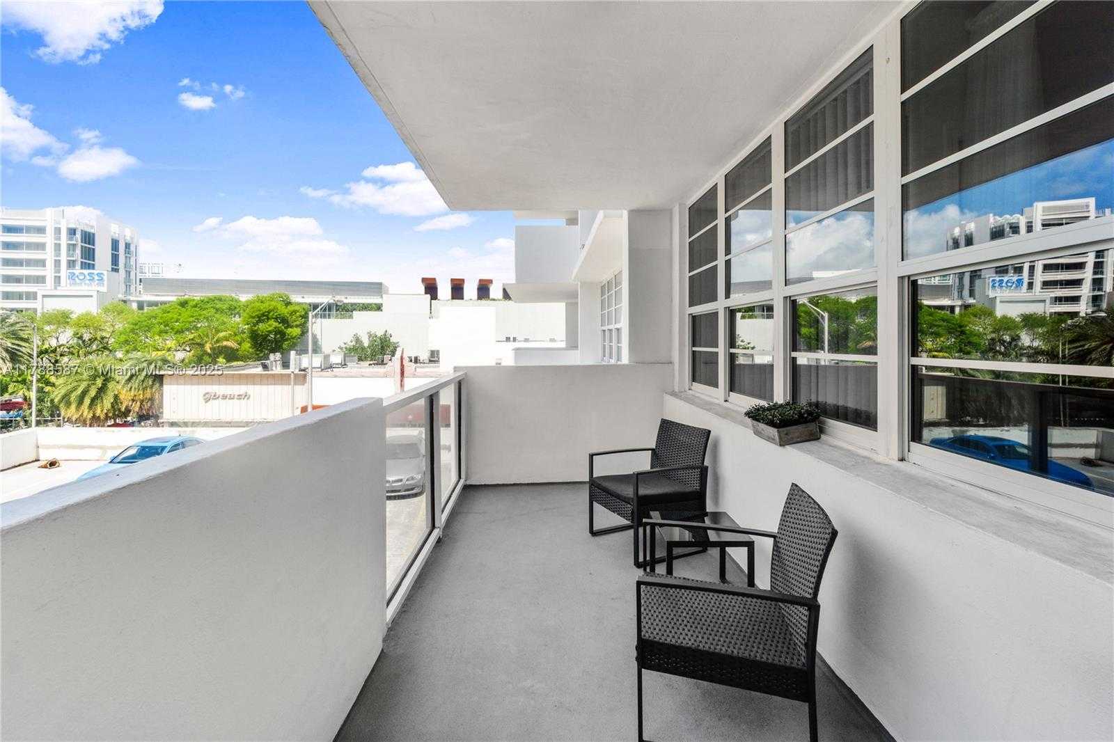 Small Image of 100 LINCOLN RD #309, Miami Beach Number 18