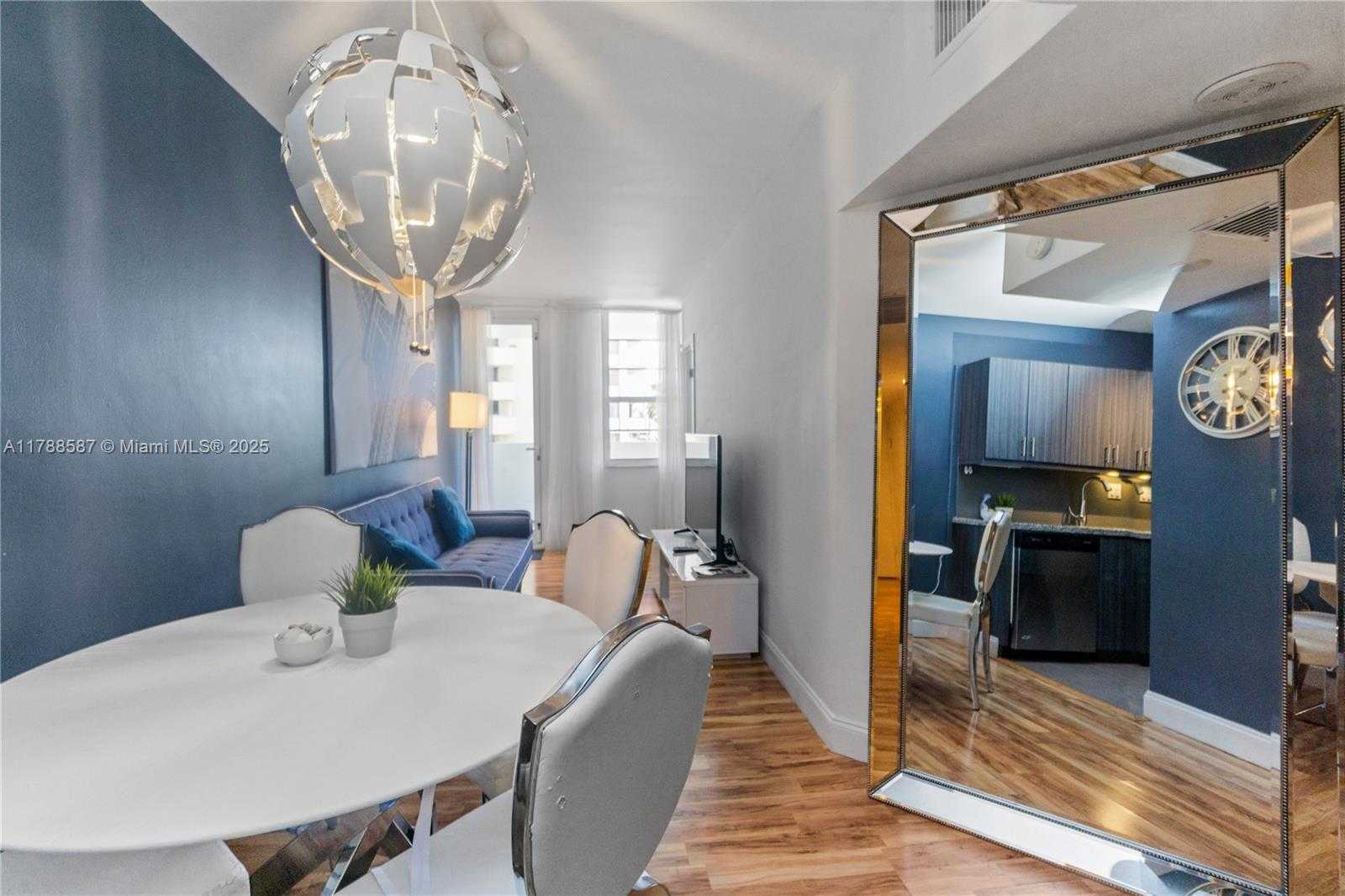 Small Image of 100 LINCOLN RD #309, Miami Beach Number 3