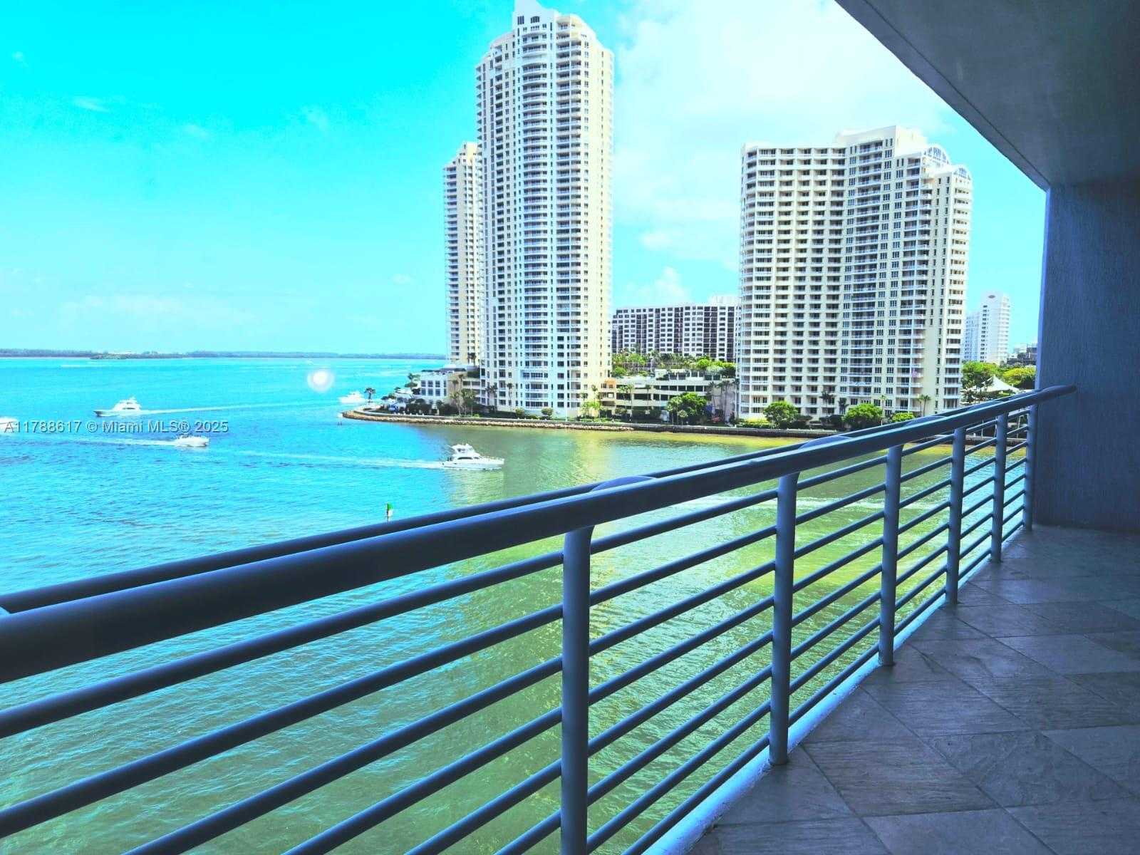 Small Image of 335 SOUTH BISCAYNE BLVD #812, Miami Number 7