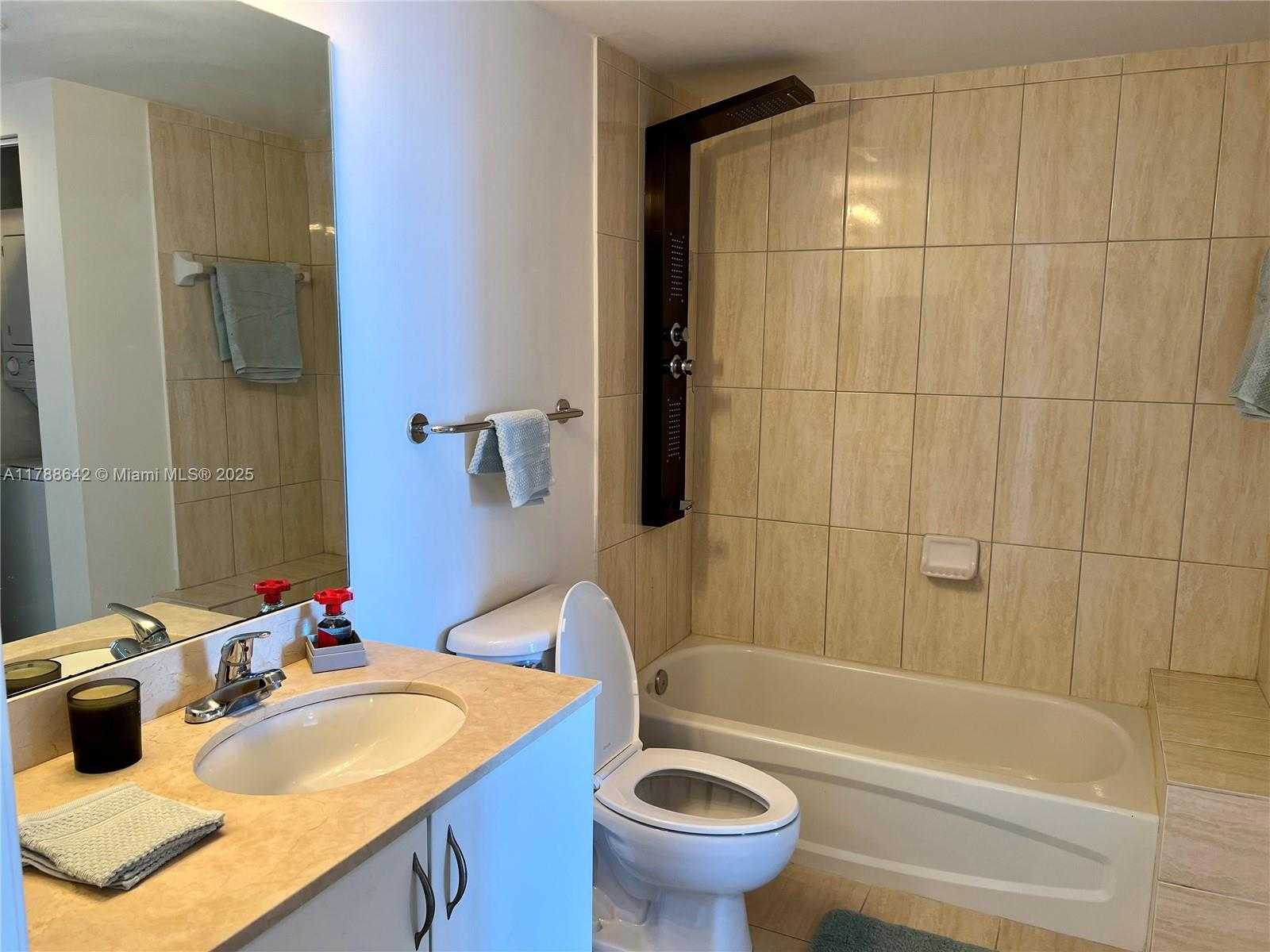 Small Image of 1750 NORTH BAYSHORE DR #5309, Miami Number 16