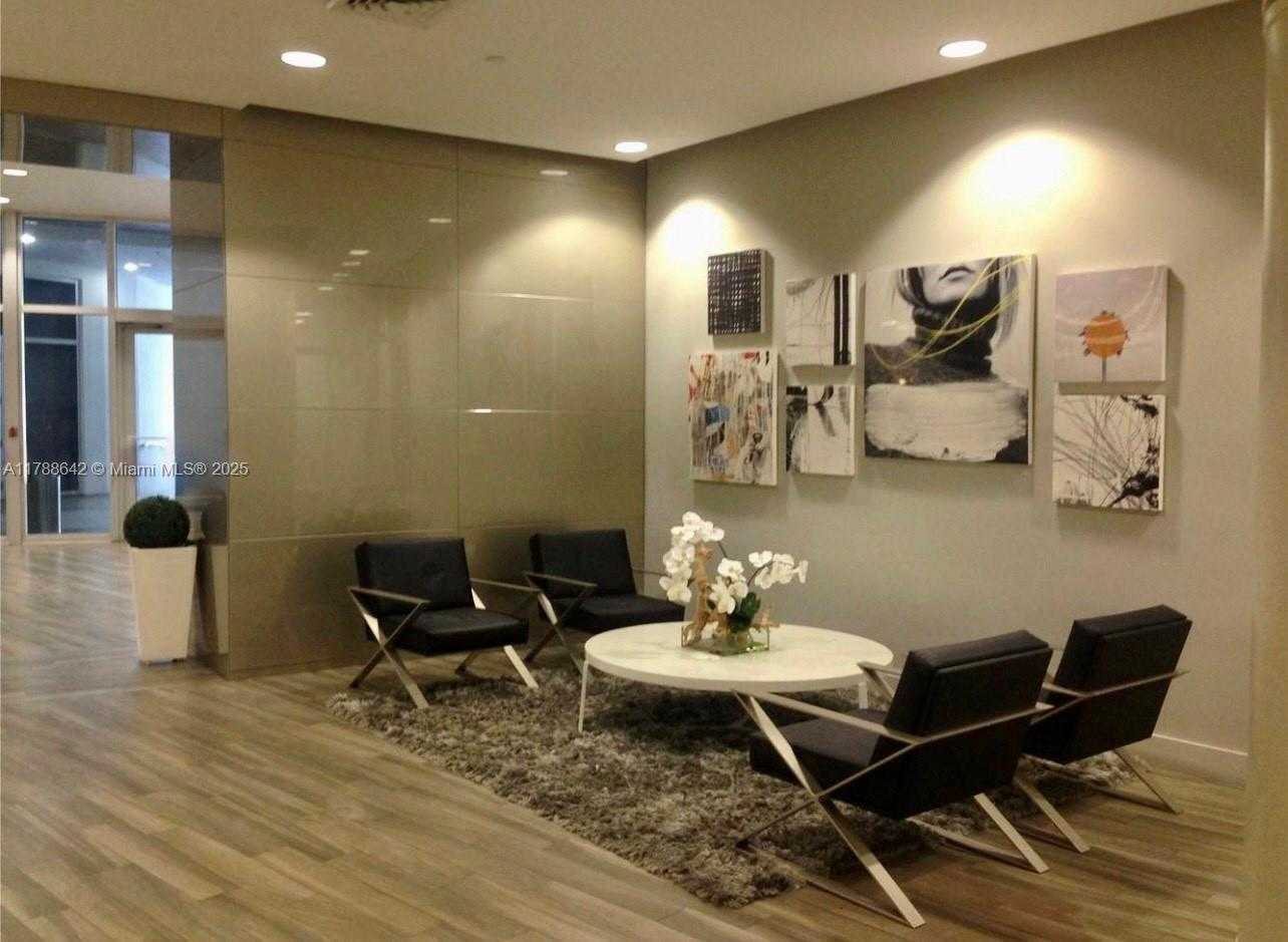 Small Image of 1750 NORTH BAYSHORE DR #5309, Miami Number 23
