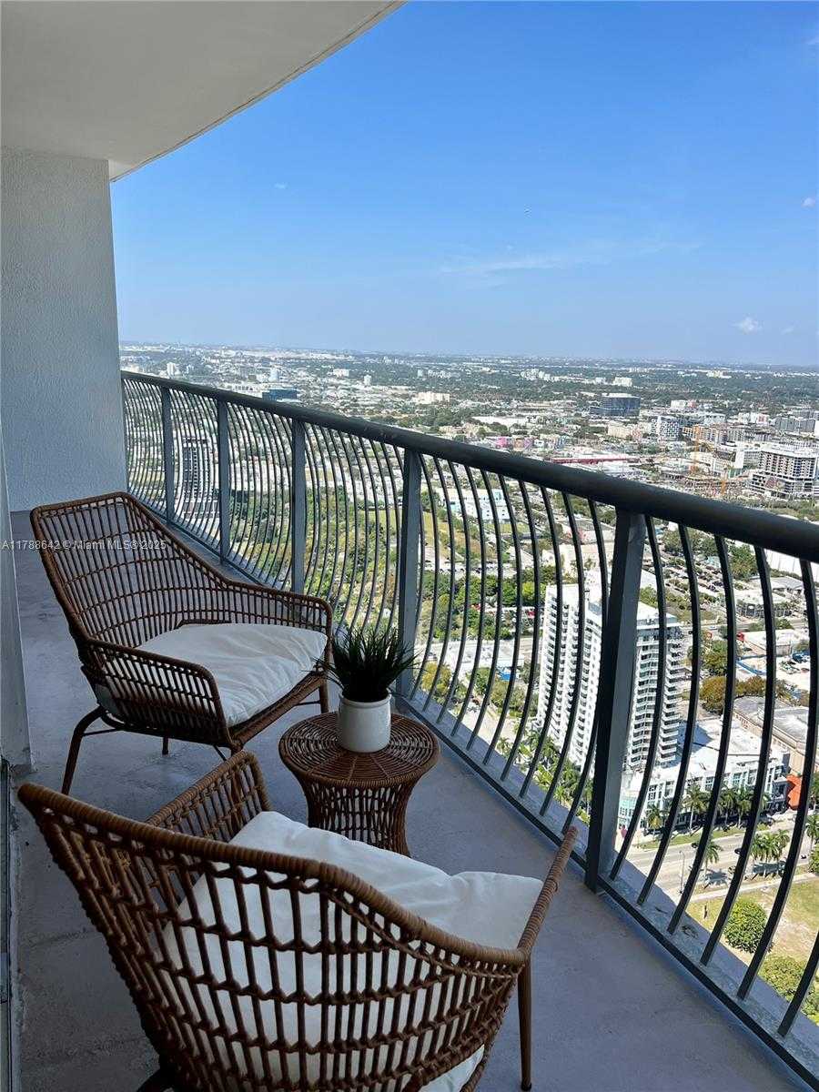 Small Image of 1750 NORTH BAYSHORE DR #5309, Miami Number 3