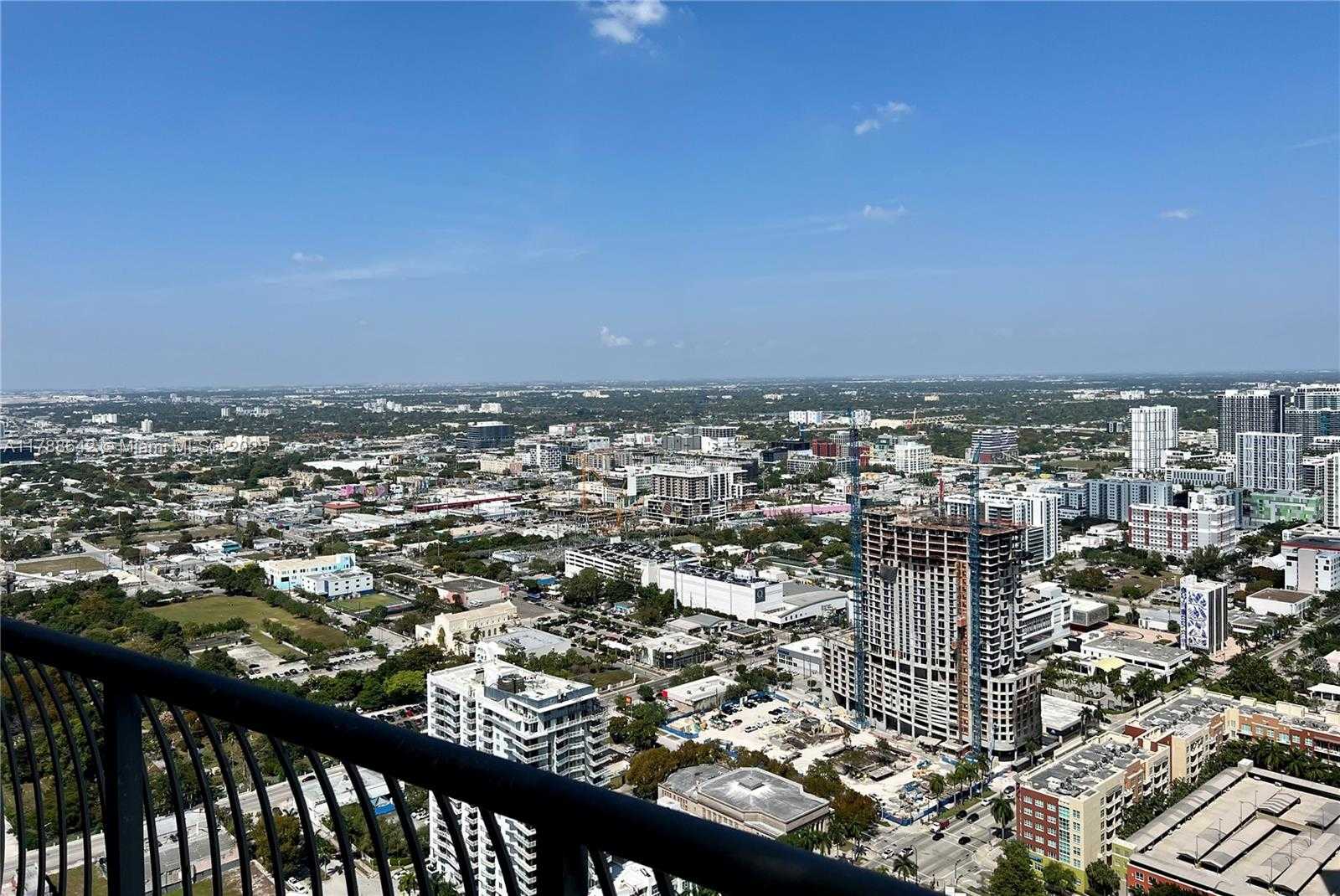 Small Image of 1750 NORTH BAYSHORE DR #5309, Miami Number 4