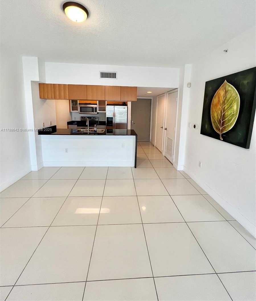 Small Image of 1750 NORTH BAYSHORE DR #5309, Miami Number 7