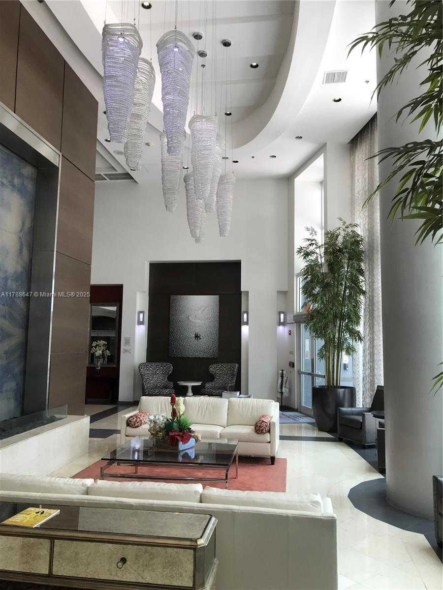 Small Image of 1155 BRICKELL BAY DR #301, Miami Number 16