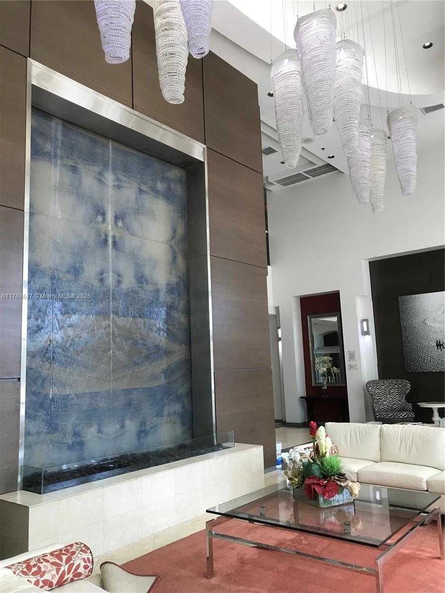 Small Image of 1155 BRICKELL BAY DR #301, Miami Number 17