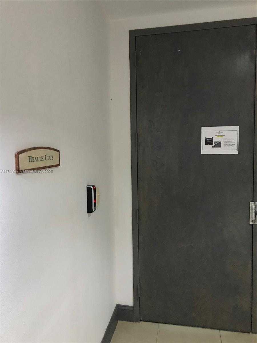 Small Image of 1155 BRICKELL BAY DR #301, Miami Number 22