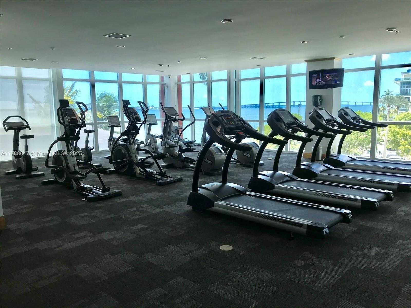 Small Image of 1155 BRICKELL BAY DR #301, Miami Number 25