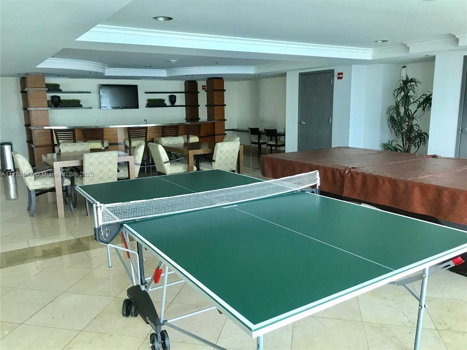 Small Image of 1155 BRICKELL BAY DR #301, Miami Number 29