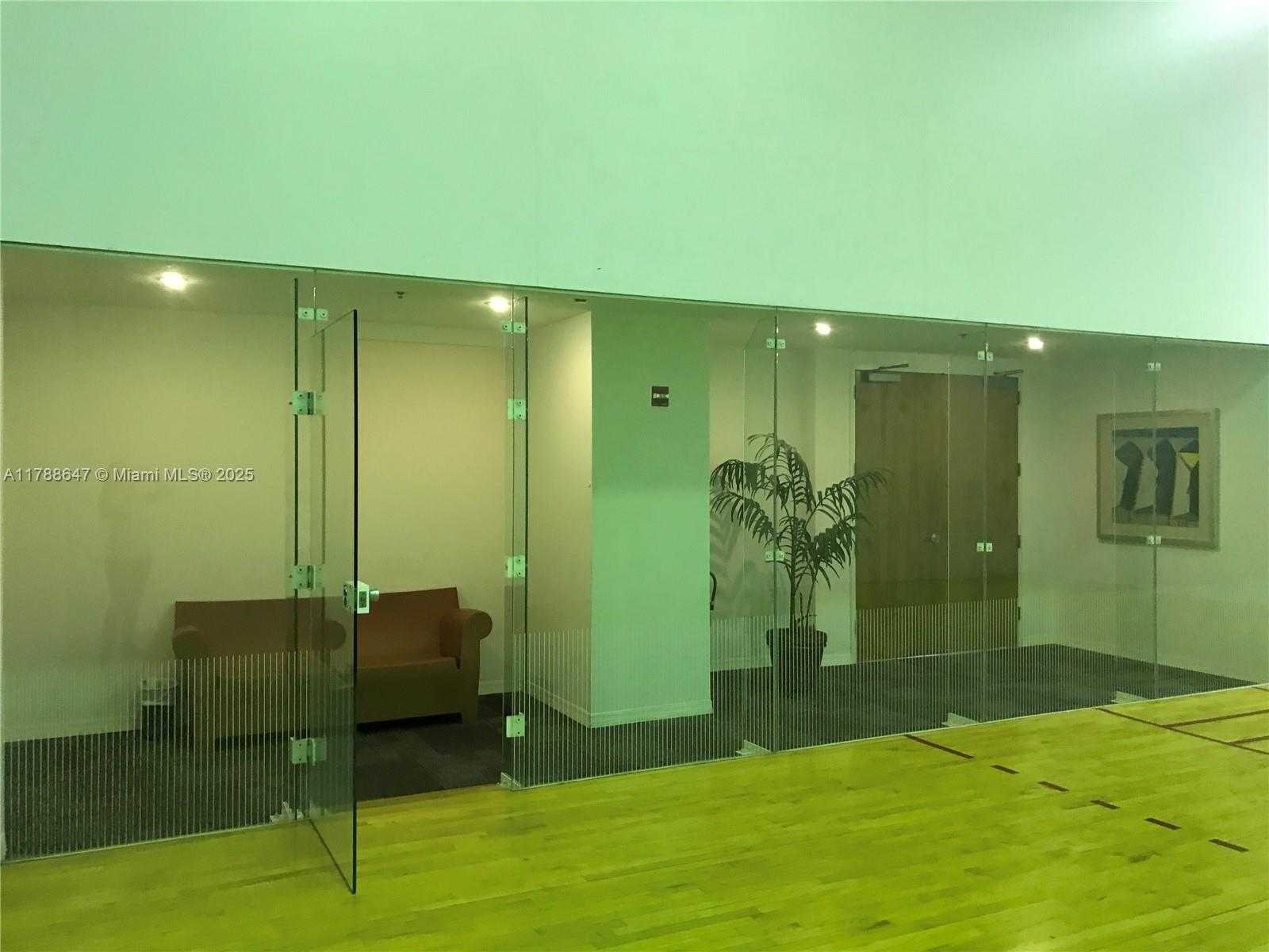 Small Image of 1155 BRICKELL BAY DR #301, Miami Number 33