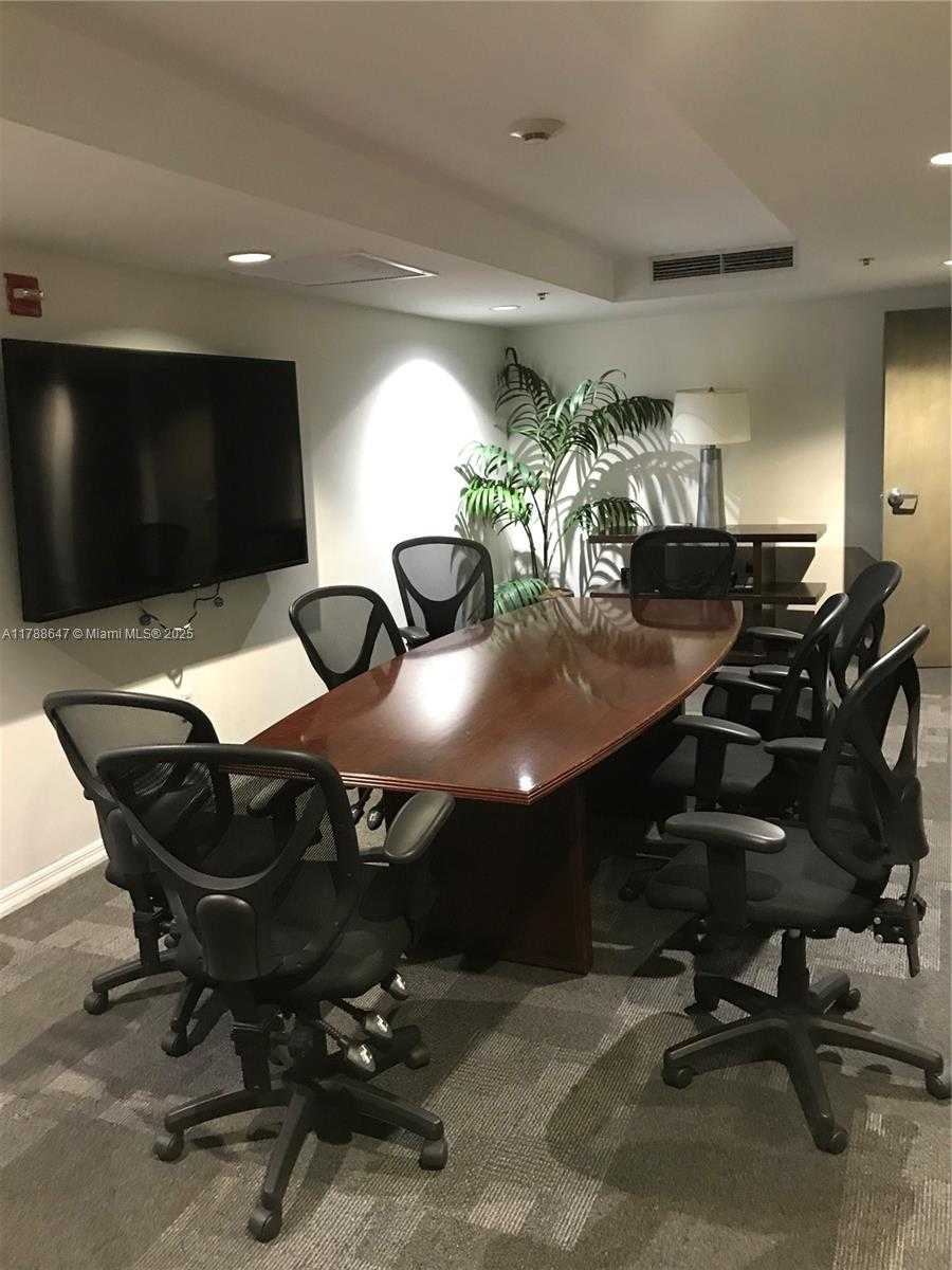 Small Image of 1155 BRICKELL BAY DR #301, Miami Number 37