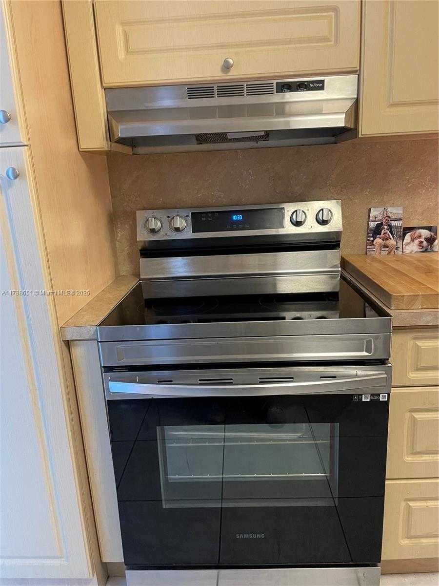 Small Image of 2841 NORTH EAST 163RD ST #703, North Miami Beach Number 29