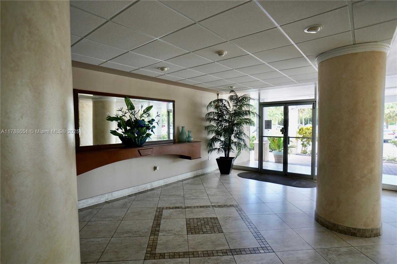 Small Image of 2841 NORTH EAST 163RD ST #703, North Miami Beach Number 5