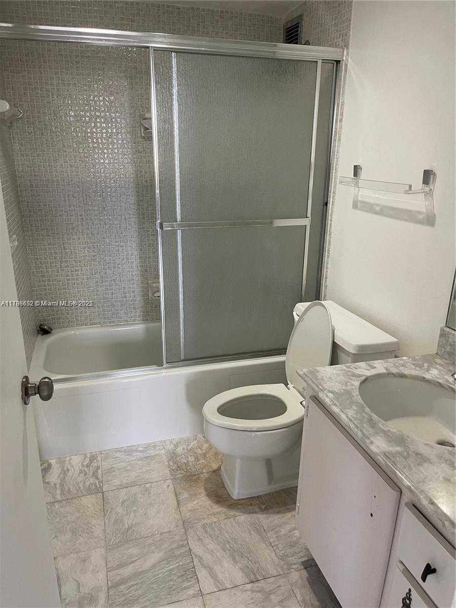 Small Image of 10101 EAST BAY HARBOR DR #405, Bay Harbor Islands Number 16
