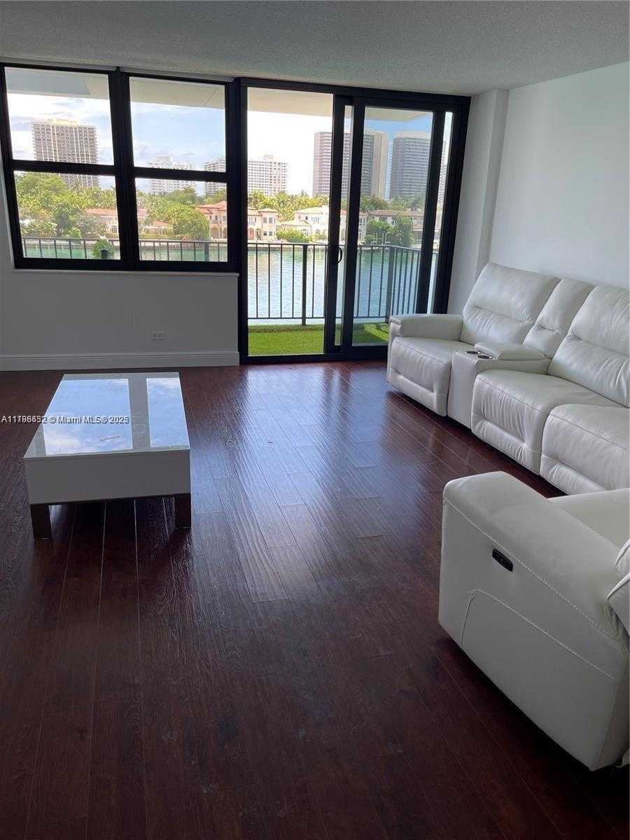 Small Image of 10101 EAST BAY HARBOR DR #405, Bay Harbor Islands Number 5