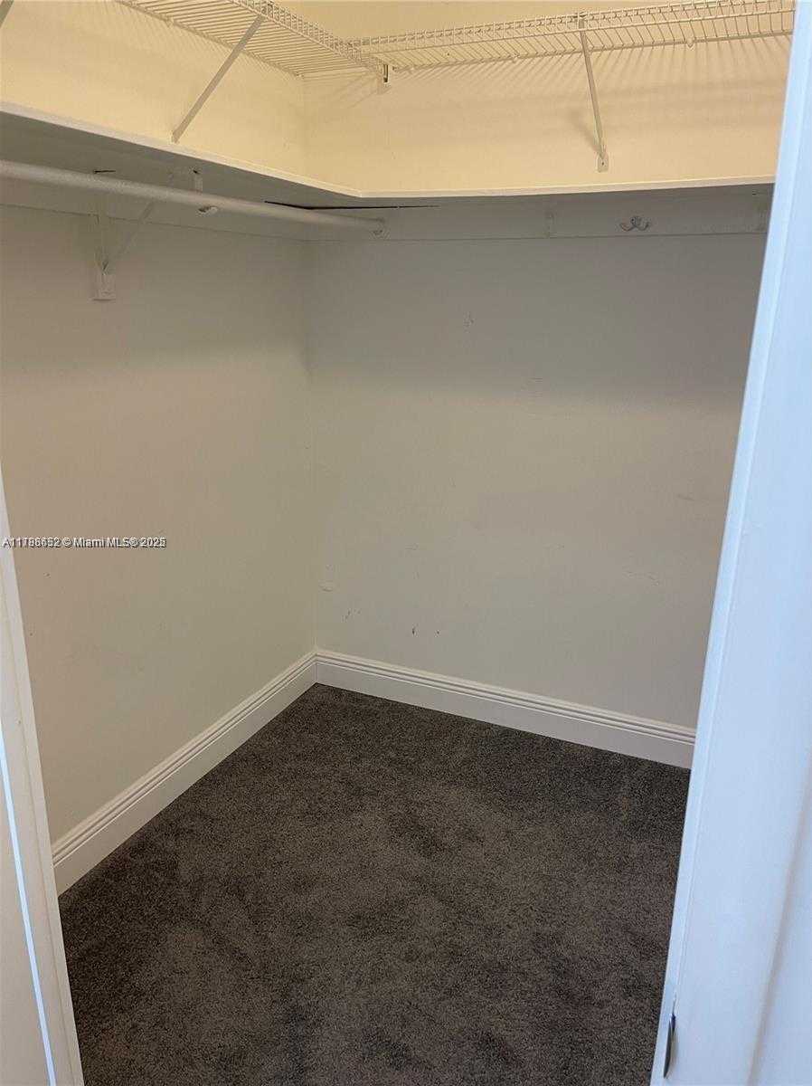 Small Image of 10101 EAST BAY HARBOR DR #405, Bay Harbor Islands Number 9
