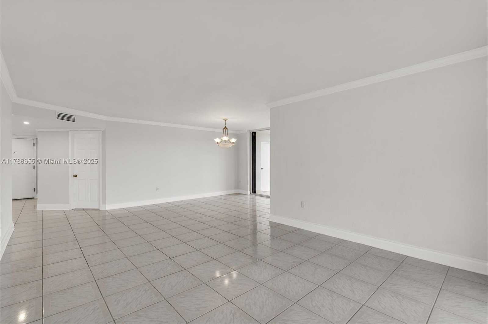 Small Image of 2333 BRICKELL AVE #1717, Miami Number 19