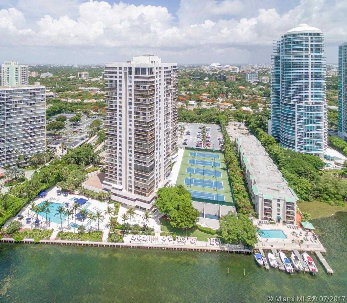 Small Image of 2333 BRICKELL AVE #1717, Miami Number 32