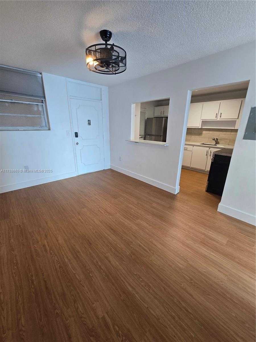 Small Image of 12590 NORTH EAST 16TH AVE #403, North Miami Number 3