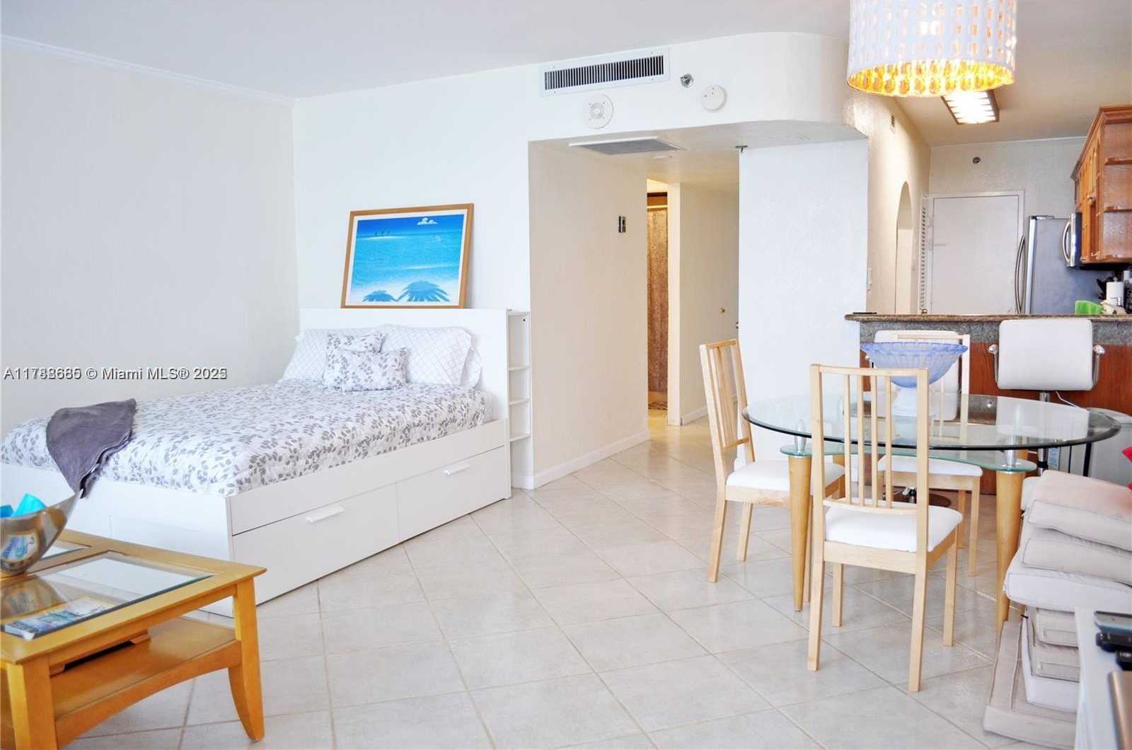 Small Image of 100 LINCOLN RD #1119, Miami Beach Number 4