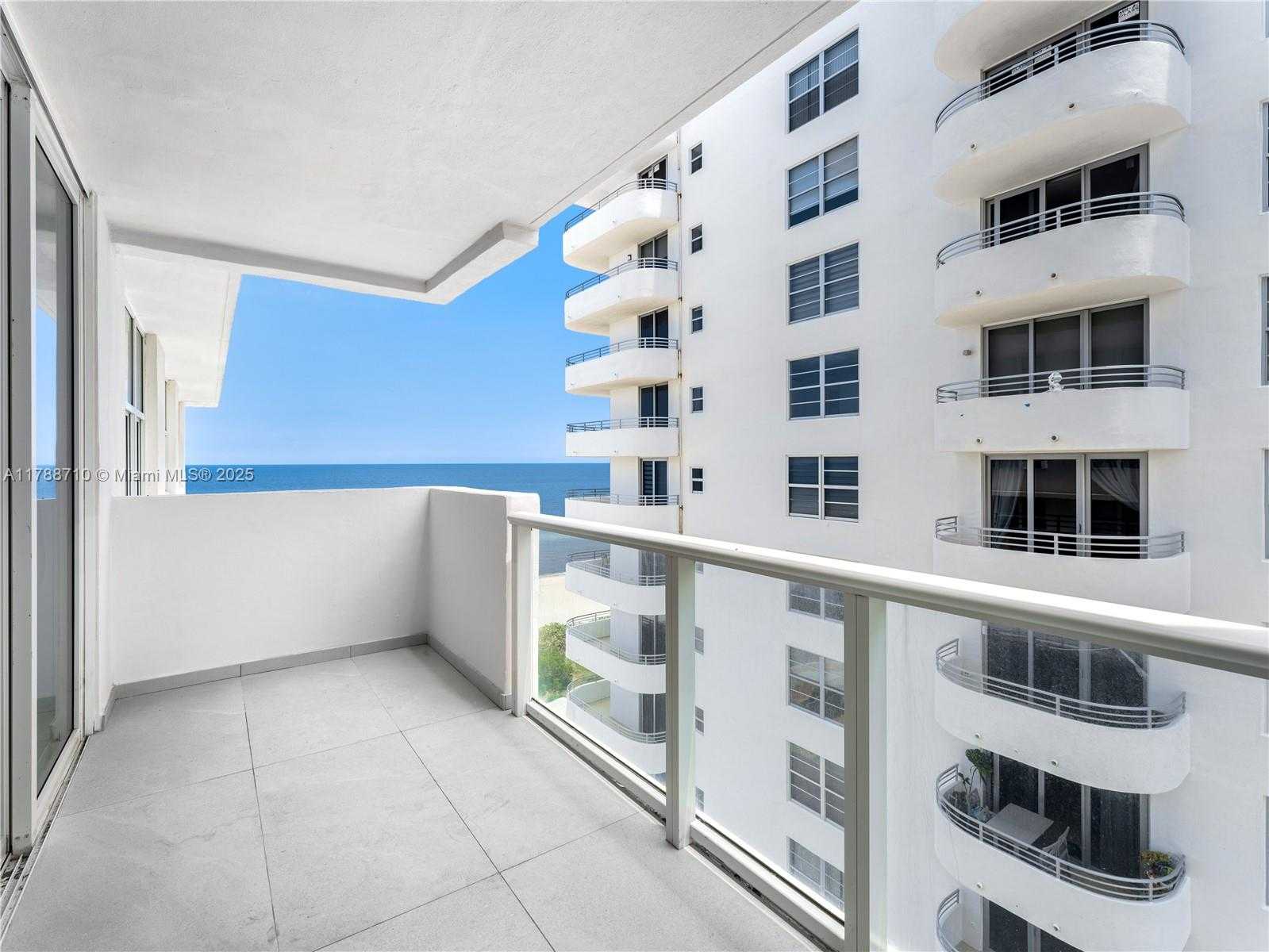 Small Image of 5601 #1112A, Miami Beach Number 10