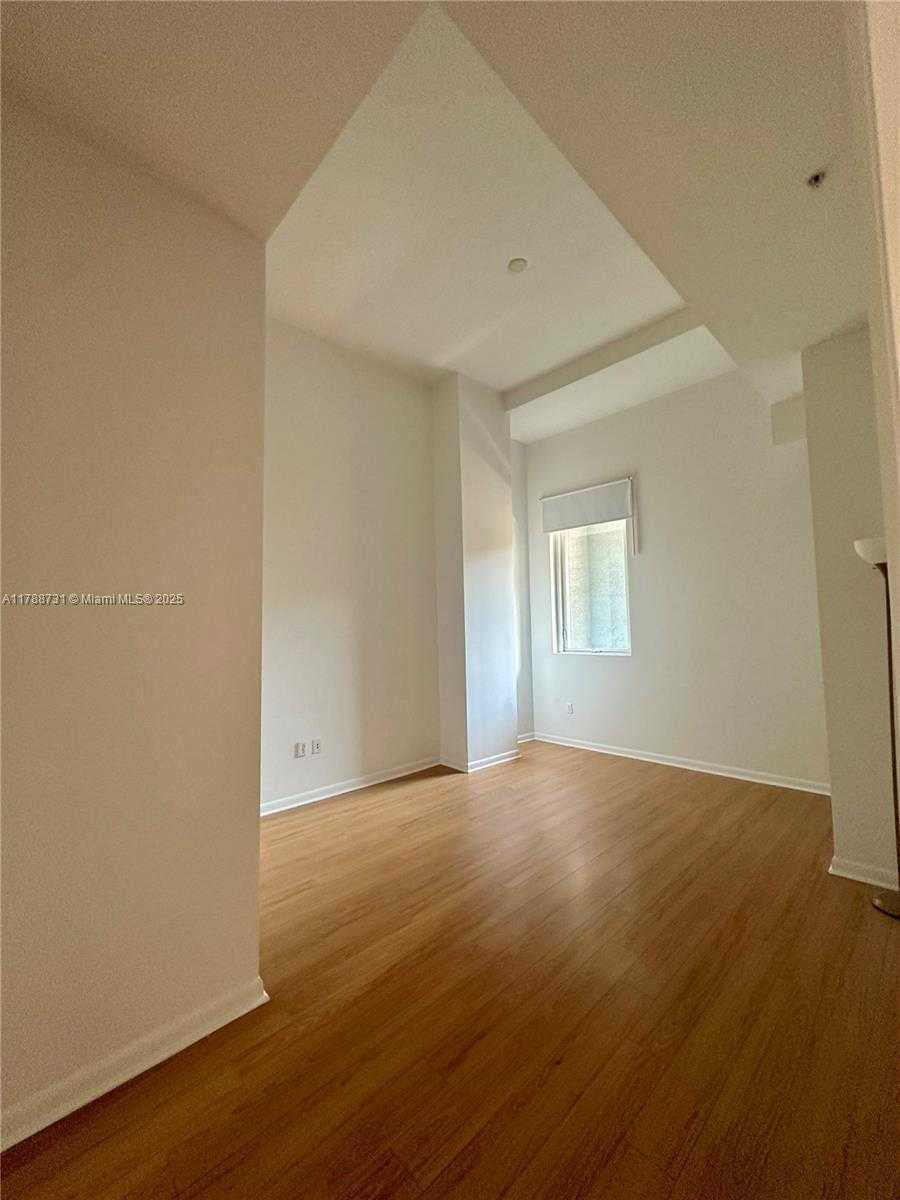 Small Image of 253 NORTH EAST 2ND ST #310, Miami Number 24