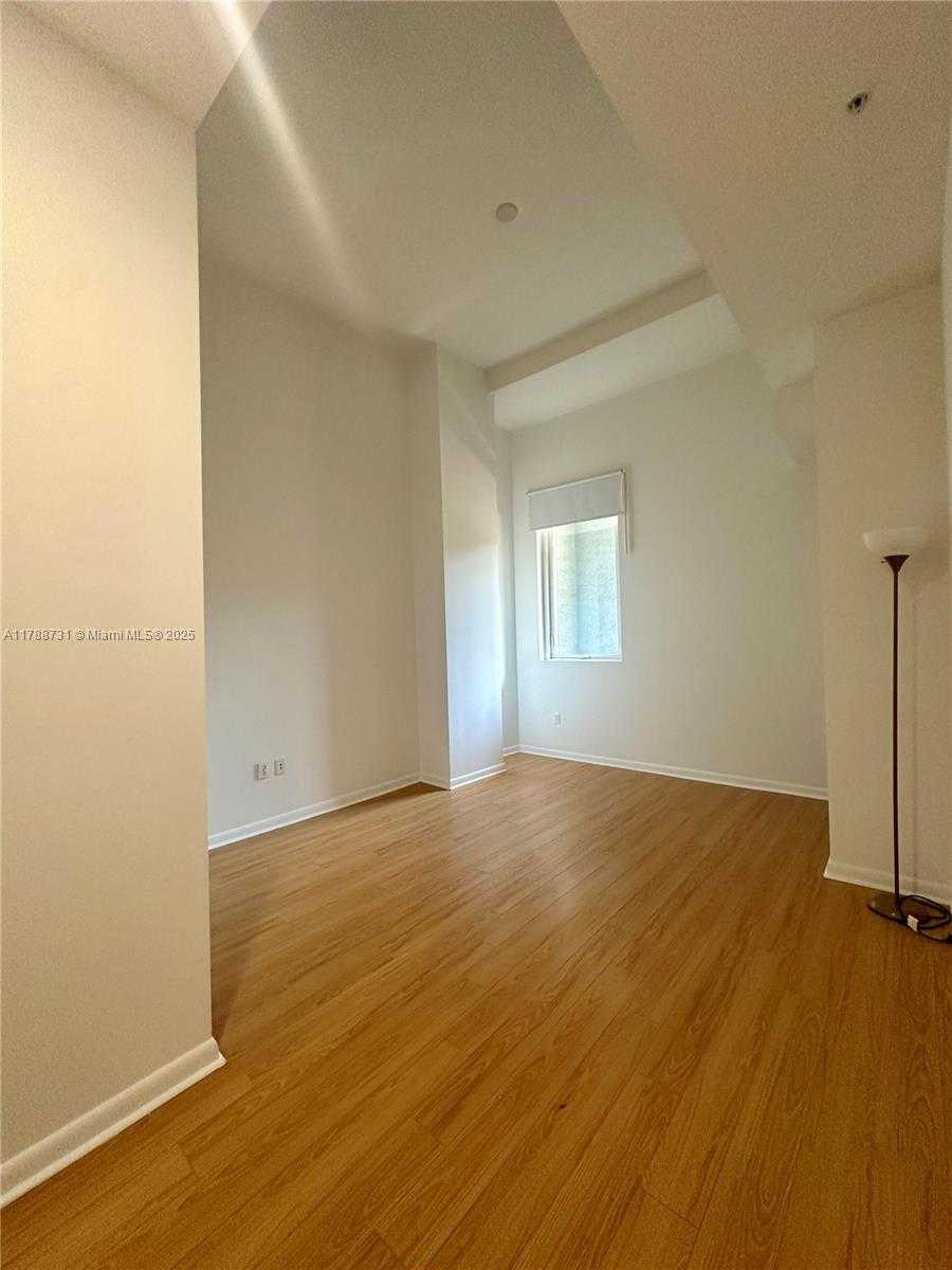Small Image of 253 NORTH EAST 2ND ST #310, Miami Number 25