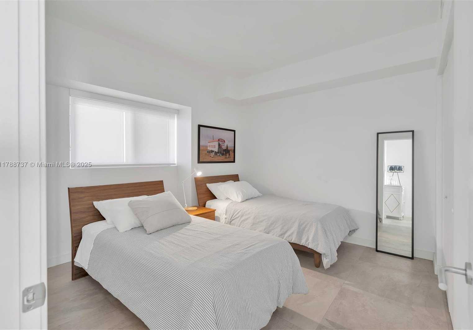 Small Image of 460 NORTH EAST 28TH ST #3703, Miami Number 20
