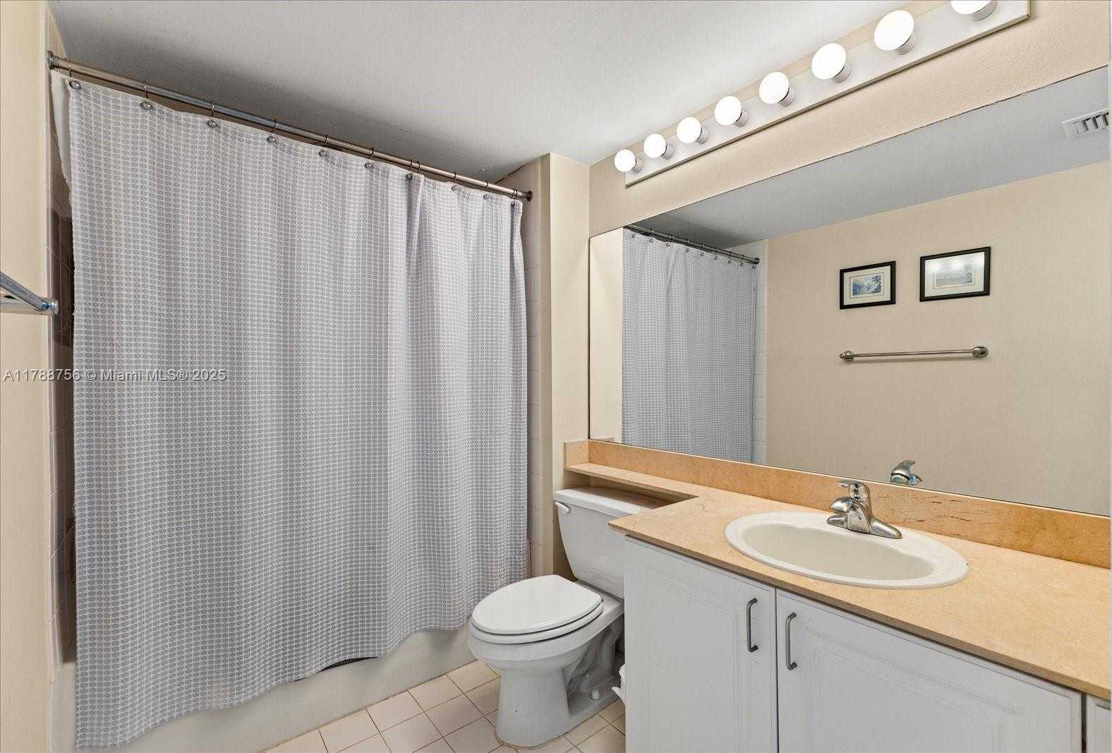 Small Image of 90 ALTON RD #2005, Miami Beach Number 12