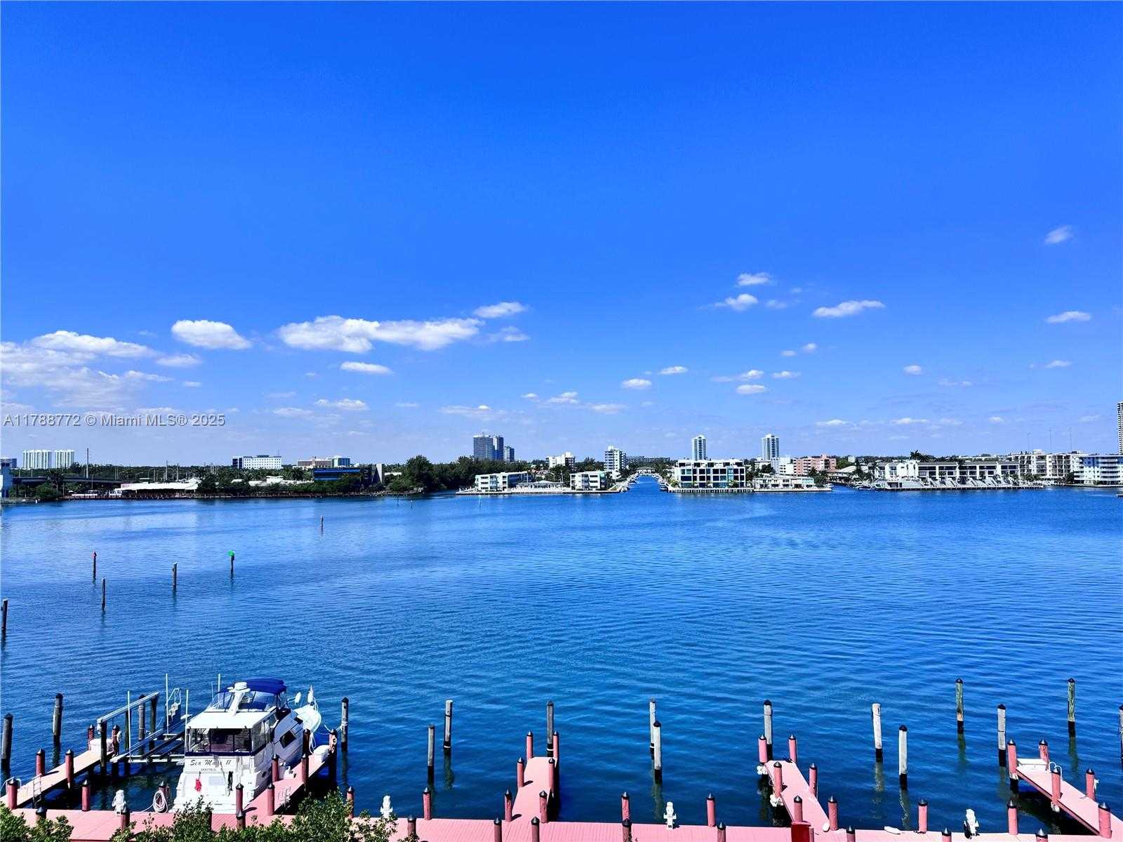 Small Image of 17050 NORTH BAY RD #605, Sunny Isles Beach Number 4
