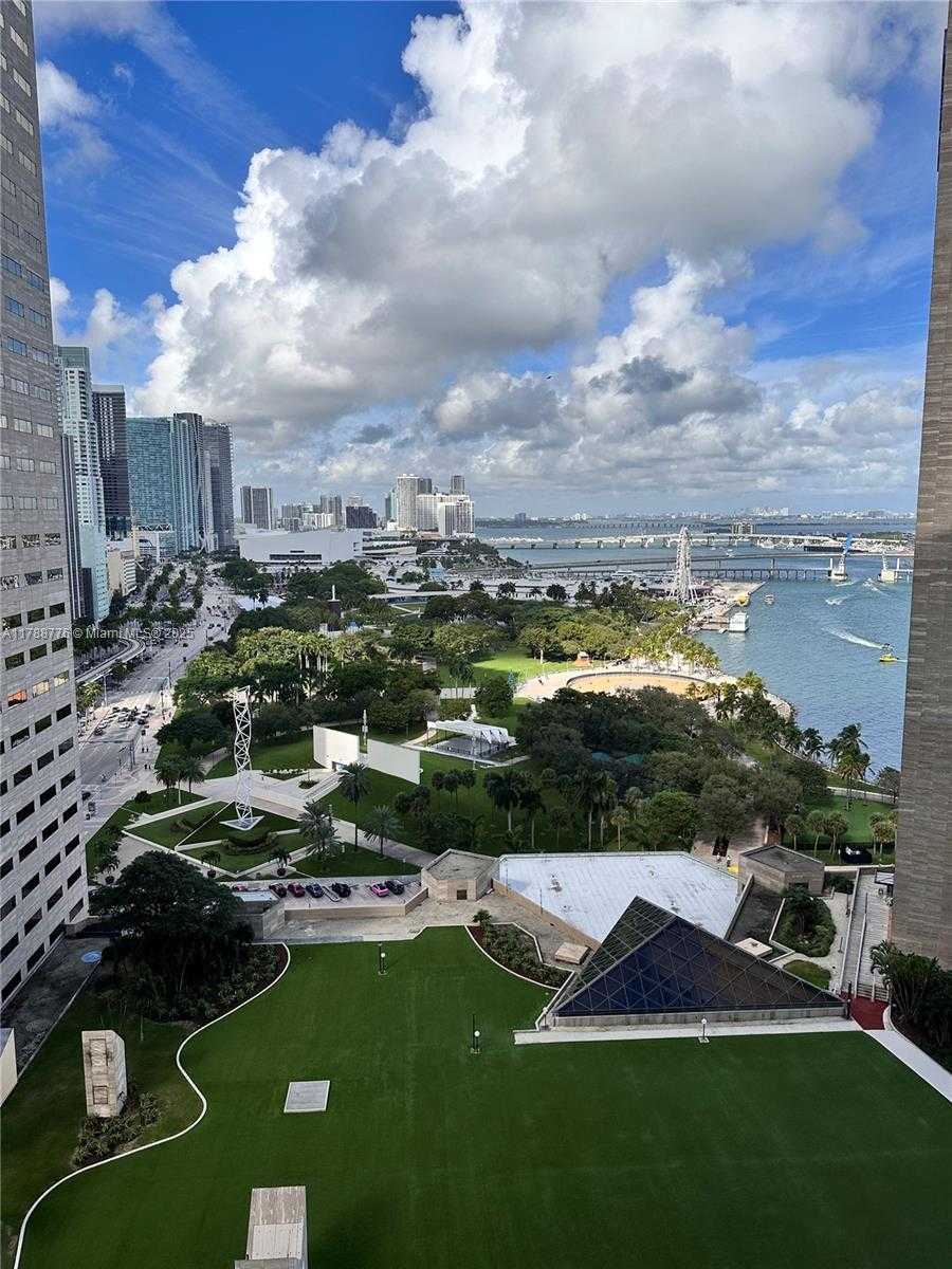 Small Image of 325 SOUTH BISCAYNE BLVD #2322, Miami Number 2